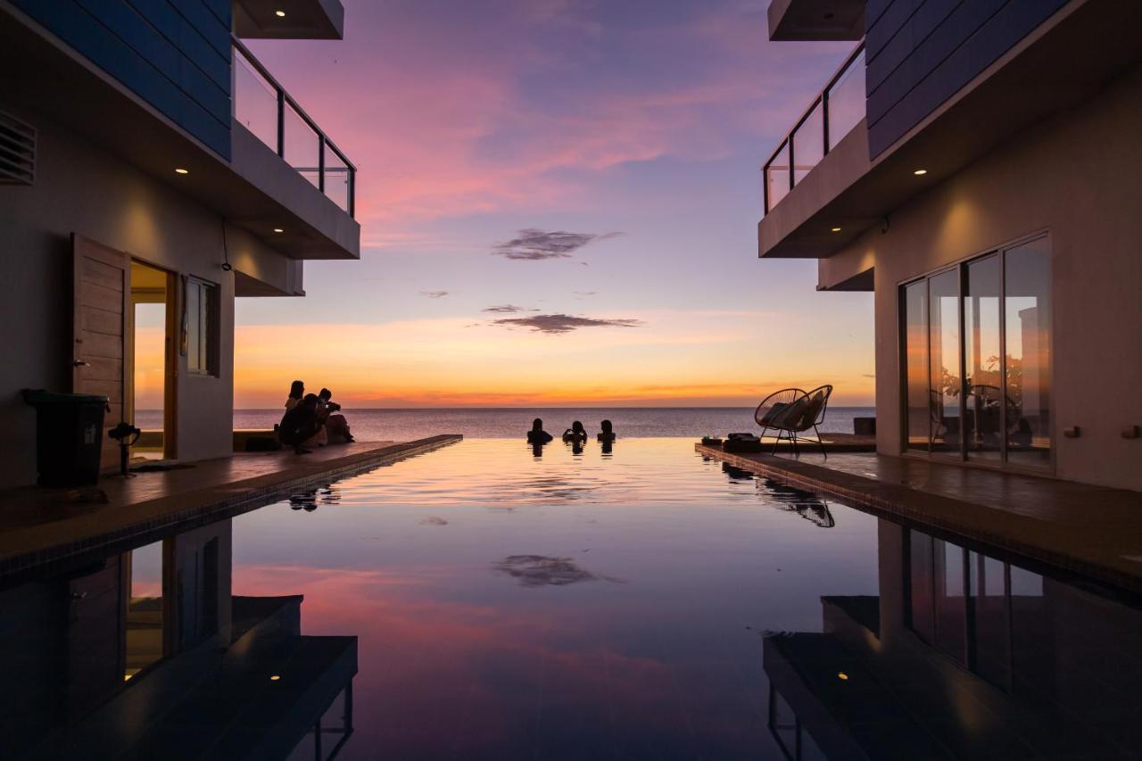Blue Coast Beach Hotel Santa Ana  エクステリア 写真