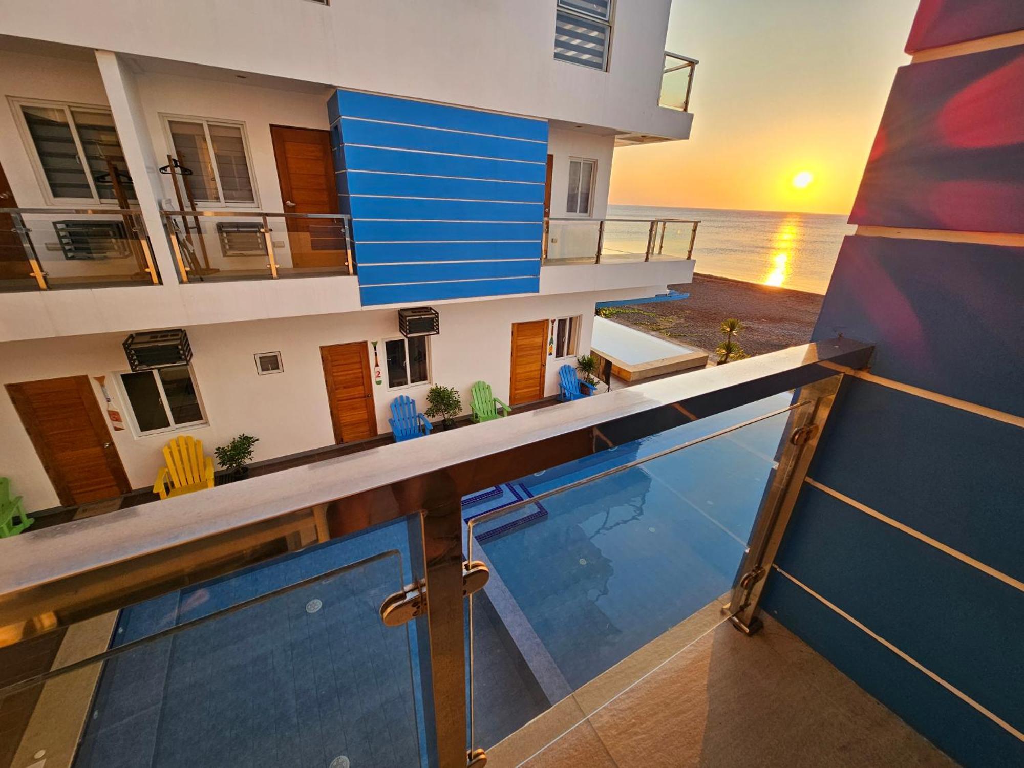 Blue Coast Beach Hotel Santa Ana  エクステリア 写真